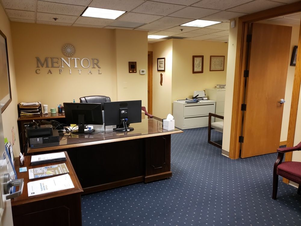 The Catalano & Associates Building: 105 S York St, Elmhurst, IL 60126